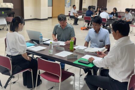 富山市小学校・中学校の各校長会役員との 懇談会 - 事業内容 2